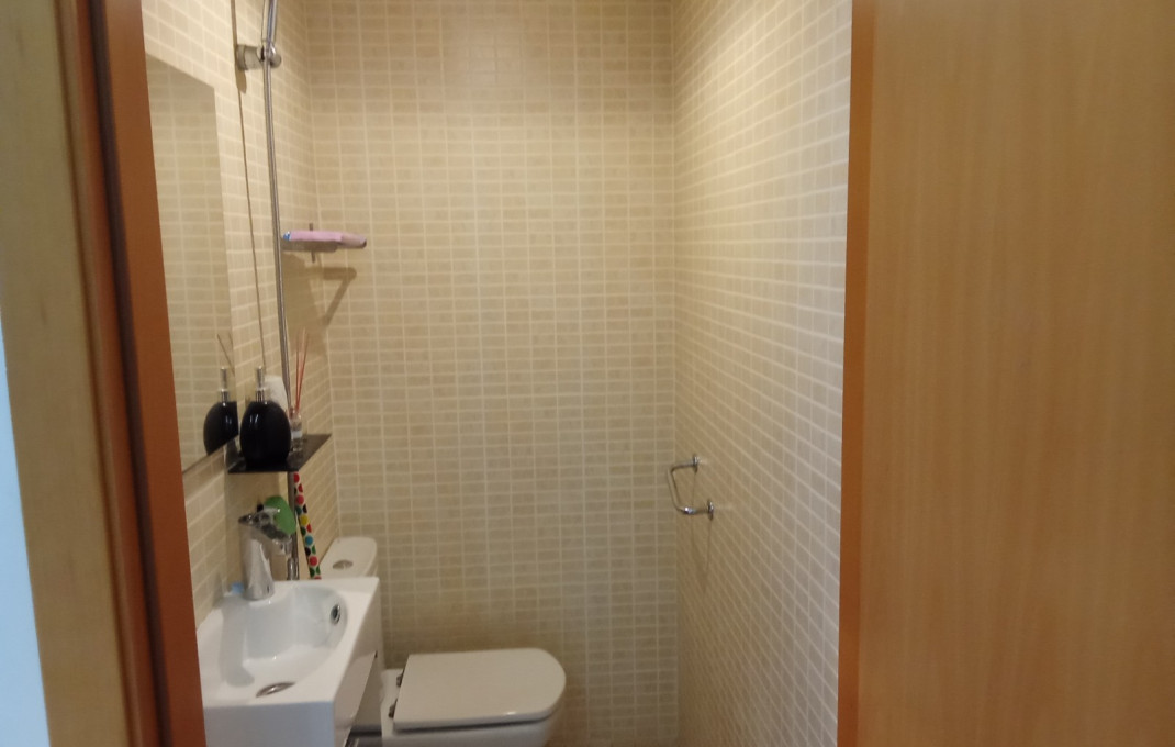 Alquiler - Local comercial -
Mataró