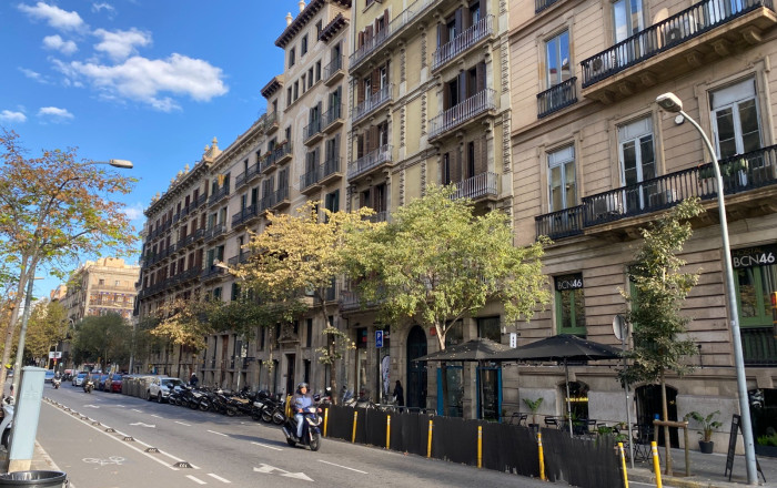 Location longue durée - Restaurant -
Barcelona - Eixample Derecho