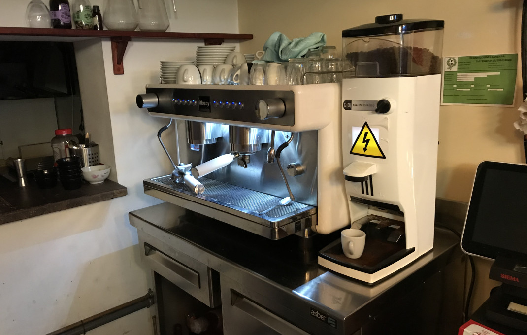 Transfer - Bar Copas Musical -
Barcelona - Poble Sec-montjuïc