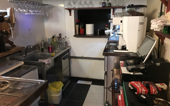 Transfer - Bar Copas Musical -
Barcelona - Poble Sec-montjuïc