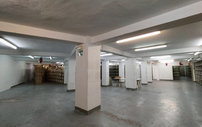 Alquiler - Local comercial -
Barcelona - Sarria-Sant Gervasi