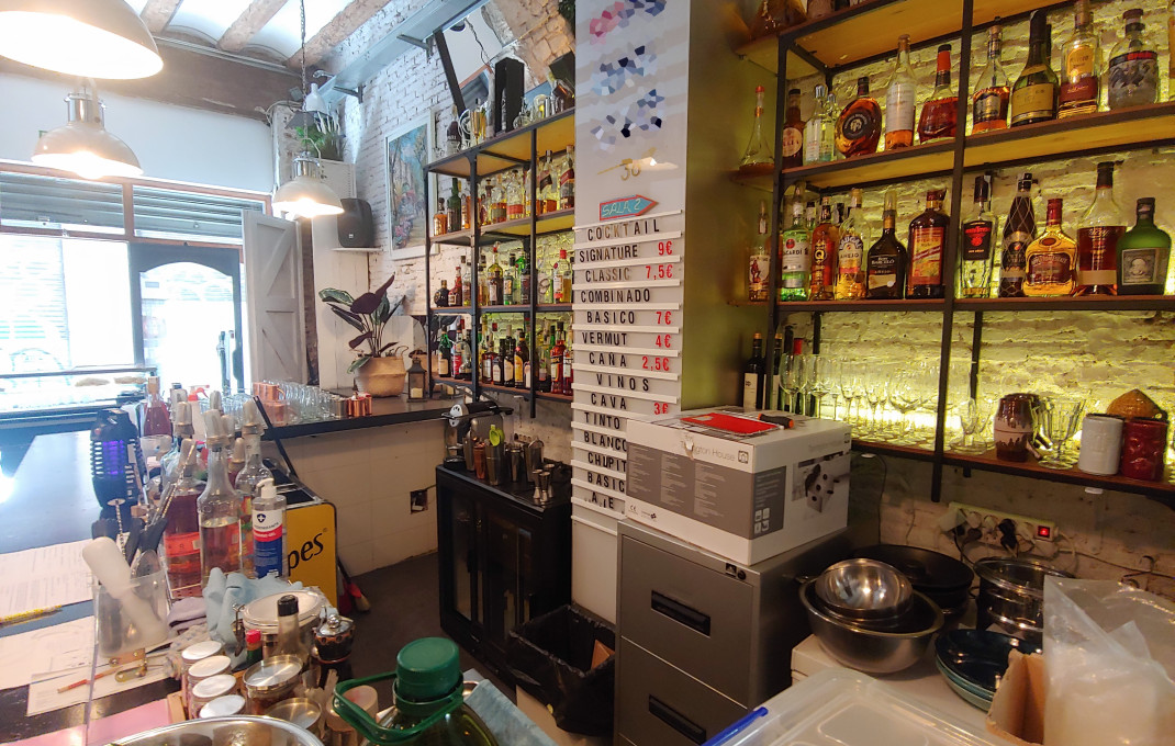 Traspaso - Bar Copas Musical -
Barcelona - Gótico