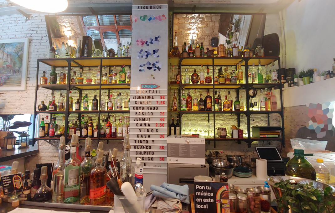 Traspaso - Bar Copas Musical -
Barcelona - Gótico