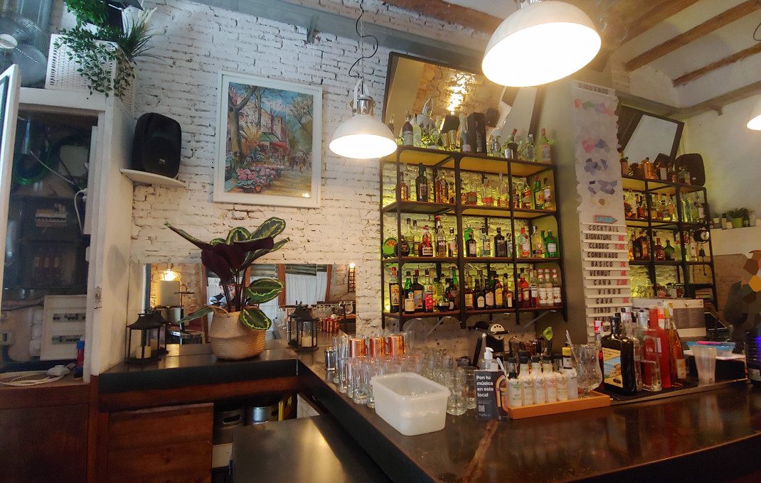 Traspaso - Bar Copas Musical -
Barcelona - Gótico