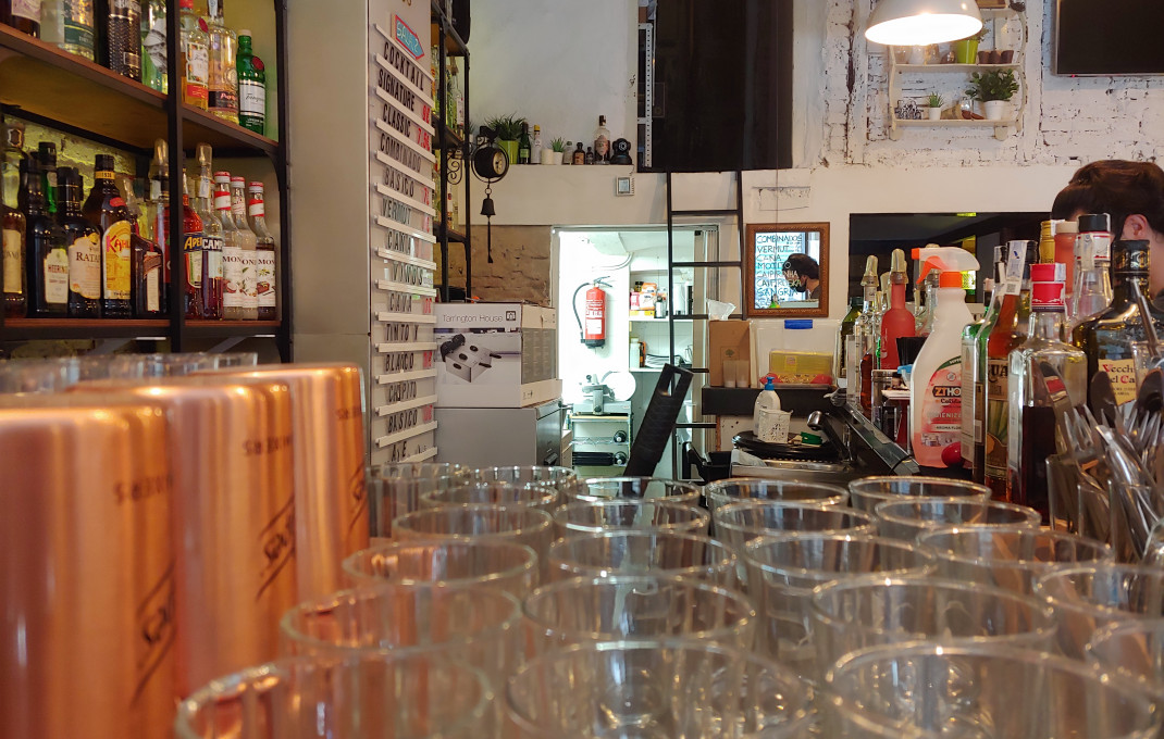 Traspaso - Bar Copas Musical -
Barcelona - Gótico