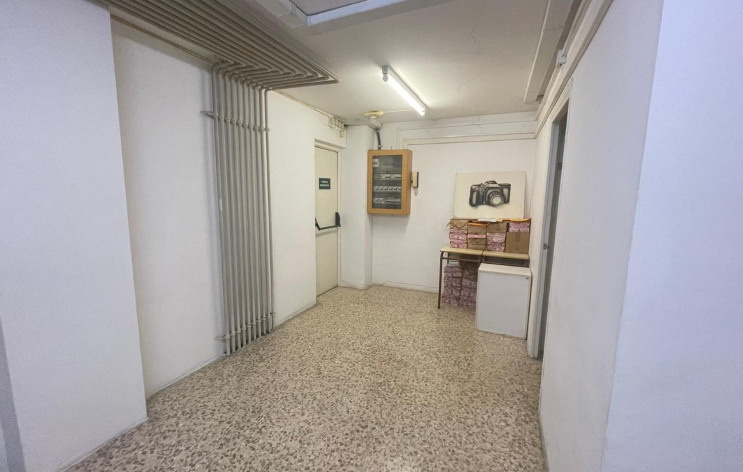 Location longue durée - Local comercial -
Barcelona - Eixample Izquierdo