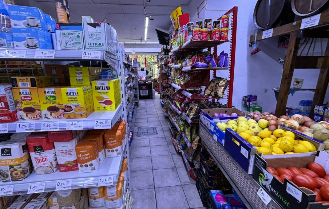 Traspaso - Tienda Alimentacion  -
L'Hospitalet de Llobregat - Collblanc