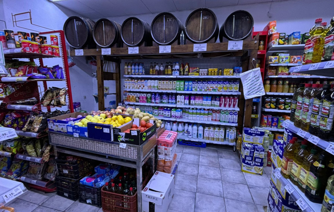 Traspaso - Tienda Alimentacion  -
L'Hospitalet de Llobregat - Collblanc