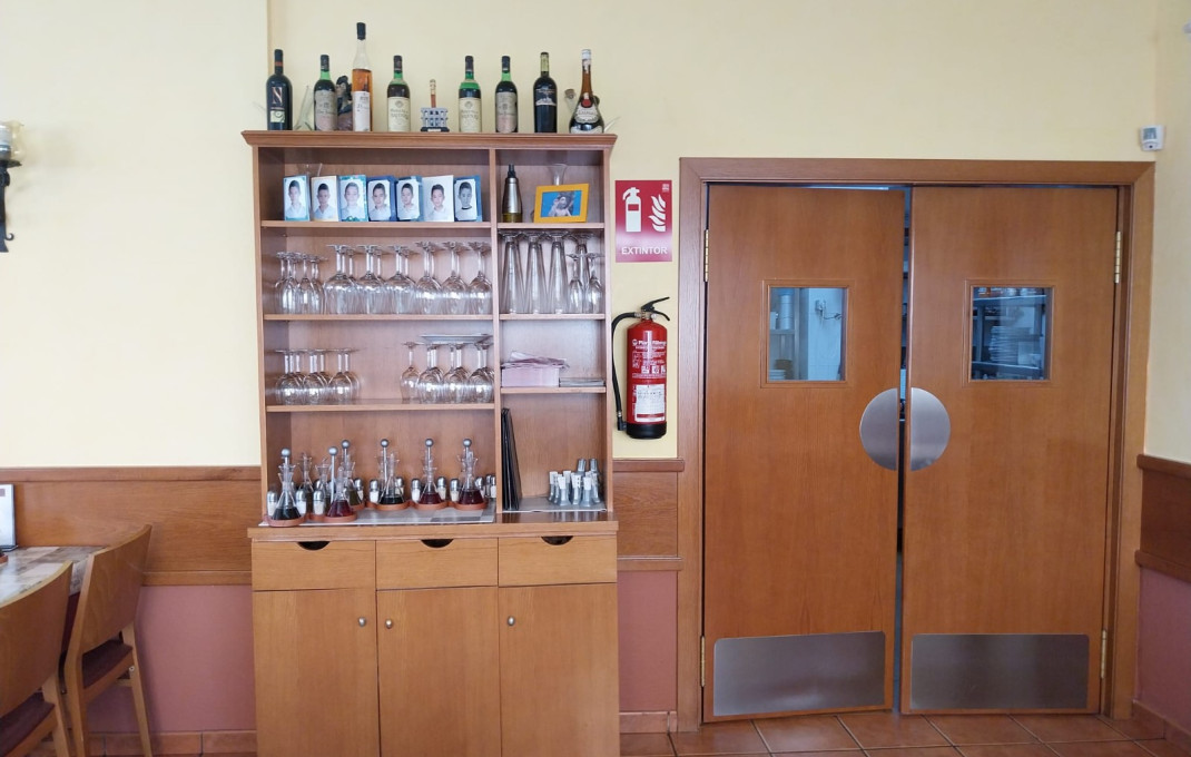 Venta - Bar Restaurante -
Santa Perpètua de Mogoda