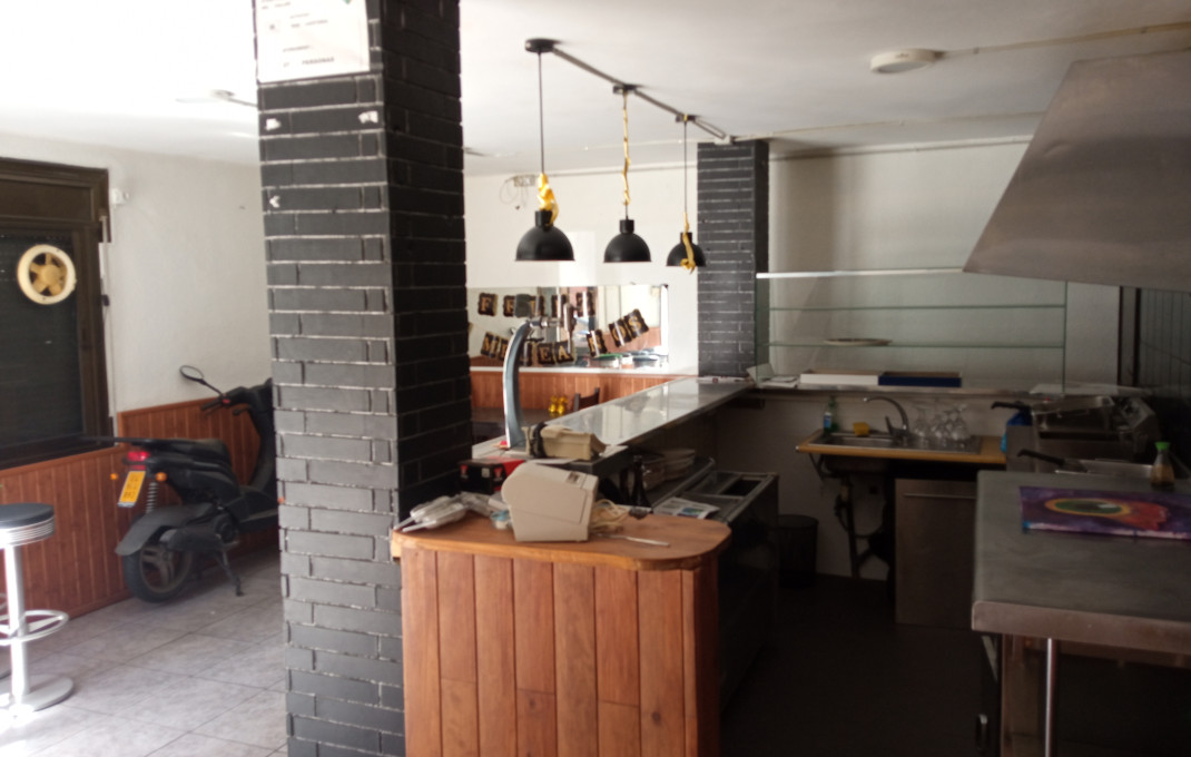 Revente - Bar- C1 -
Cerdanyola del Vall&egrave;s