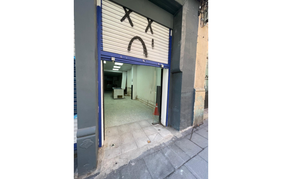 Alquiler - Local comercial -
Barcelona - Gràcia