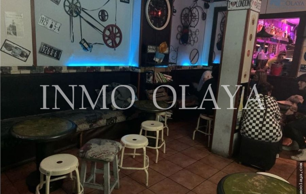 Transfert - Bar Copas Musical -
Barcelona - Eixample Izquierdo