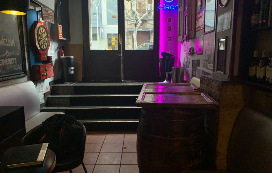 Transfert - Bar Copas Musical -
Barcelona - Eixample Izquierdo