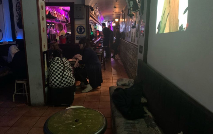 Transfert - Bar Copas Musical -
Barcelona - Eixample Izquierdo