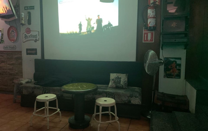 Transfert - Bar Copas Musical -
Barcelona - Eixample Izquierdo