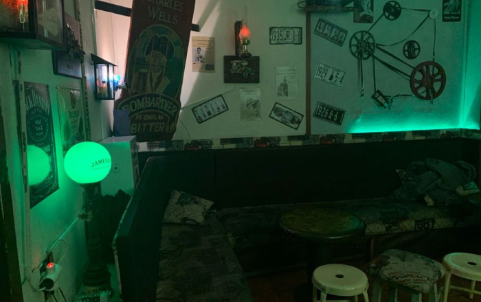 Transfert - Bar Copas Musical -
Barcelona - Eixample Izquierdo