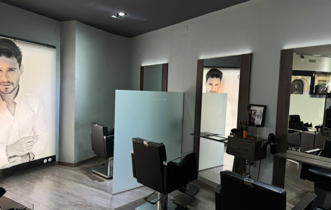 Traspaso - Peluquerias y Estetica -
Barcelona - Eixample