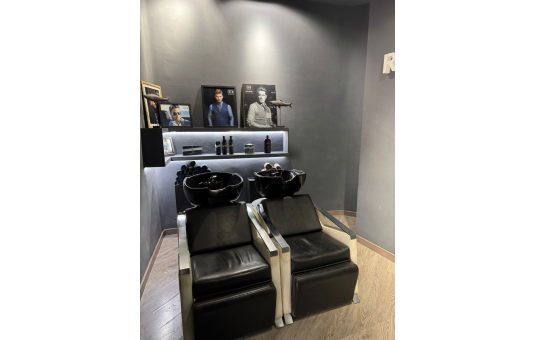 Traspaso - Peluquerias y Estetica -
Barcelona - Eixample