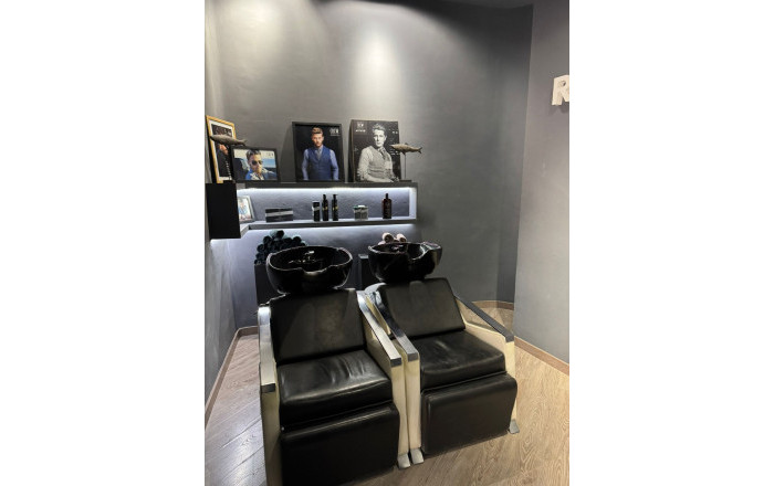 Traspaso - Peluquerias y Estetica -
Barcelona - Eixample