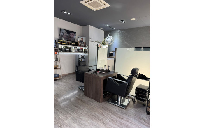 Traspaso - Peluquerias y Estetica -
Barcelona - Eixample