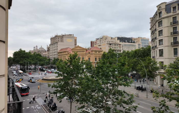 Traspaso - Bar Restaurante -
Barcelona - Gràcia