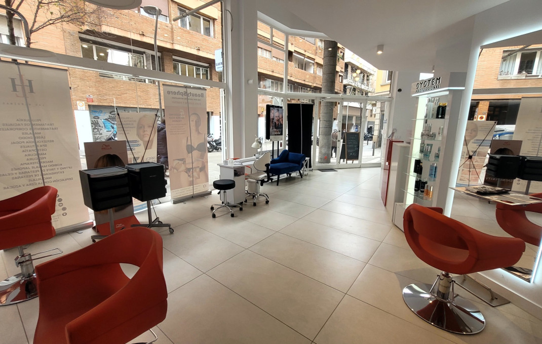 Transfert - Peluquerias y Estetica -
Barcelona - Sarria-Sant Gervasi