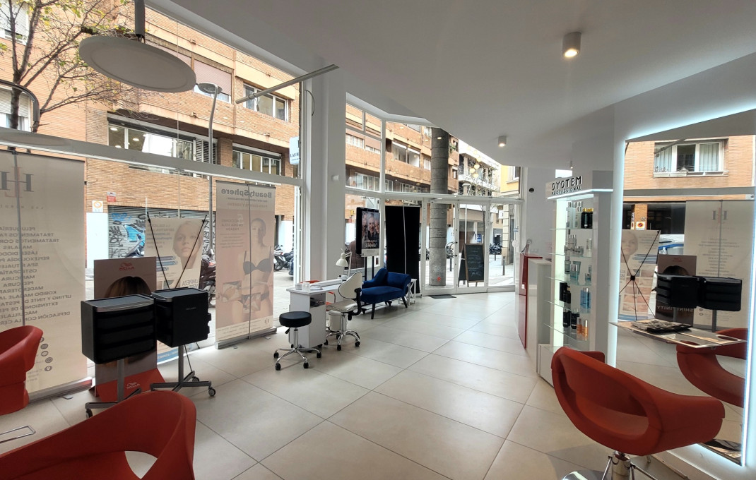 Transfert - Peluquerias y Estetica -
Barcelona - Sarria-Sant Gervasi