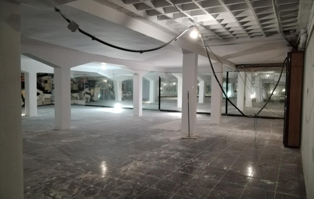 Rental - Local comercial -
Barcelona - Sarria-Sant Gervasi