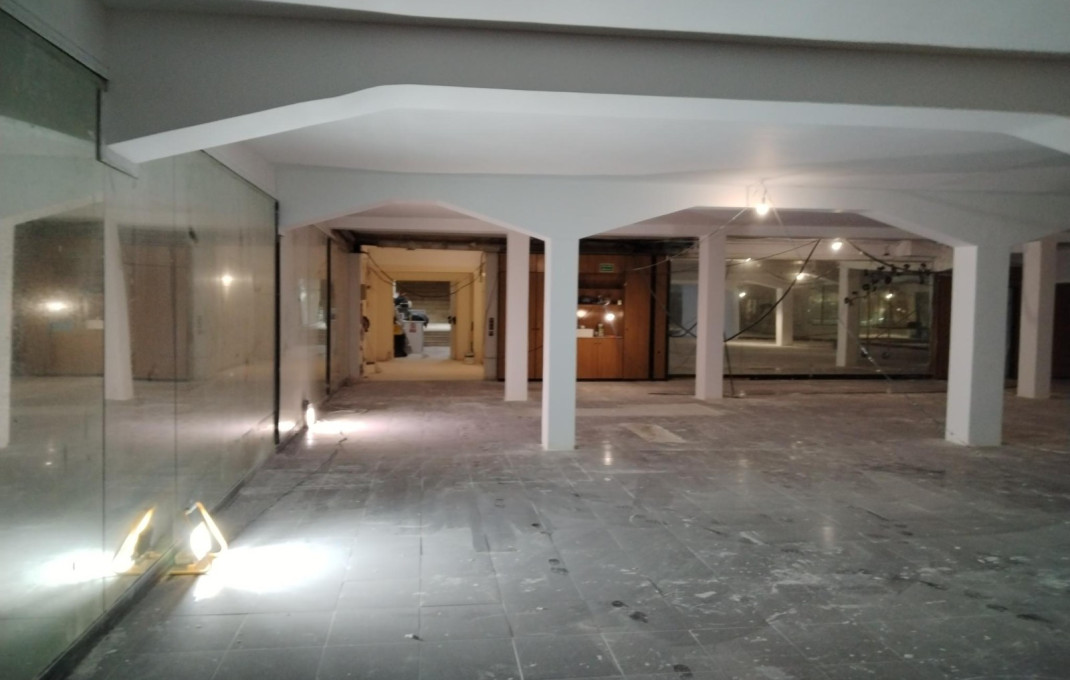 Rental - Local comercial -
Barcelona - Sarria-Sant Gervasi