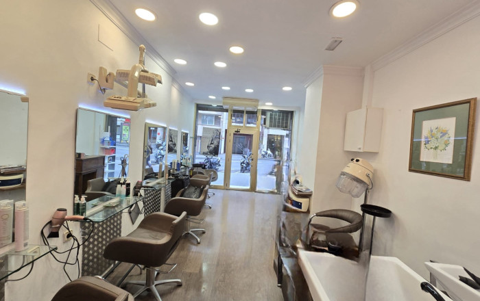 Transfer - Peluquerias y Estetica -
Barcelona - Sarria-Sant Gervasi