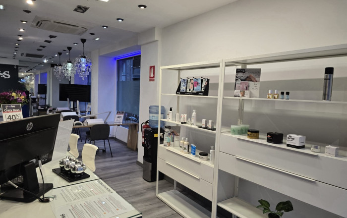 Transfer - Peluquerias y Estetica -
Barcelona - Sarria-Sant Gervasi