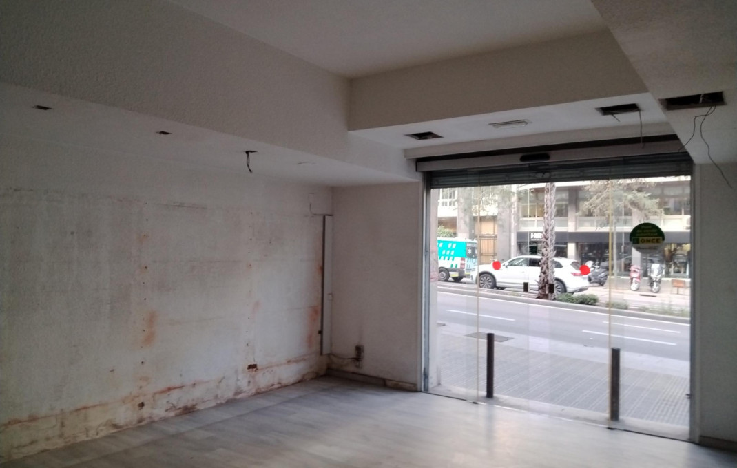 Sale - Local comercial -
Barcelona - Sarria-Sant Gervasi