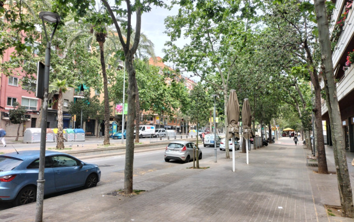 Profitable sale - Edificio -
Barcelona - Vilapicina