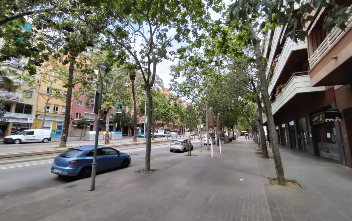 Profitable sale - Edificio -
Barcelona - Vilapicina