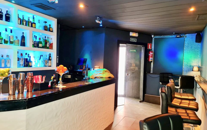 Transfert - Bar Copas Musical -
Barcelona - Galvany