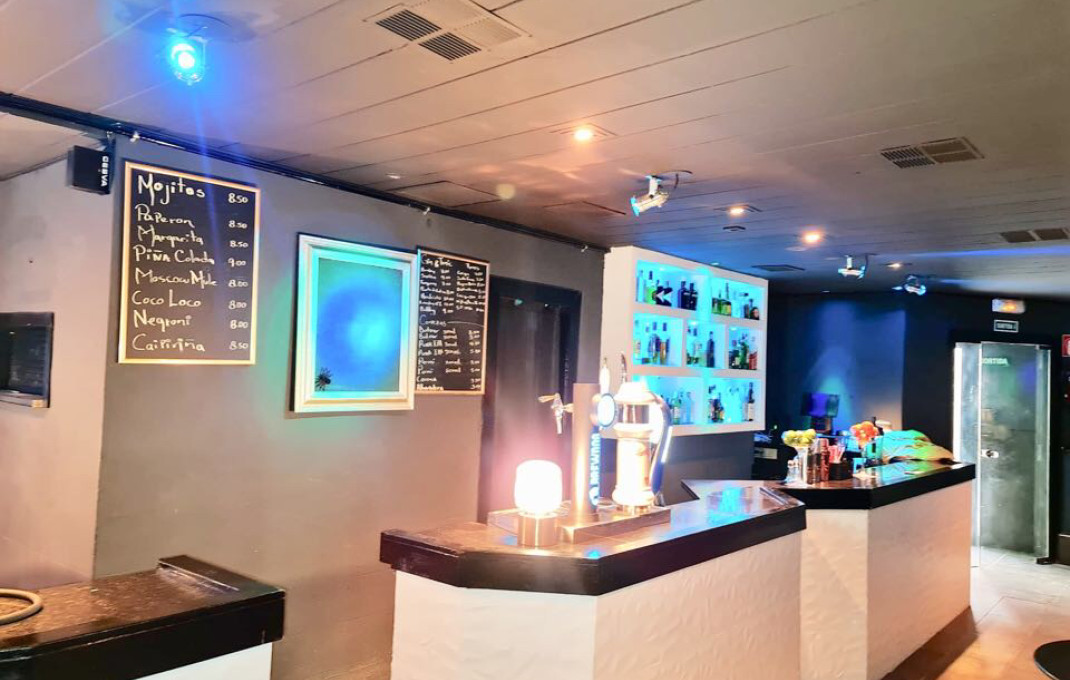 Transfert - Bar Copas Musical -
Barcelona - Galvany