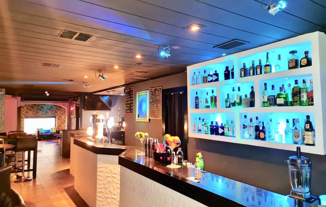 Transfert - Bar Copas Musical -
Barcelona - Galvany