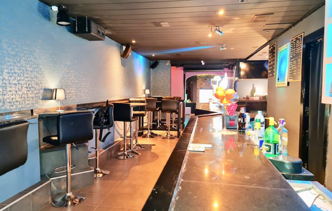 Transfert - Bar Copas Musical -
Barcelona - Galvany