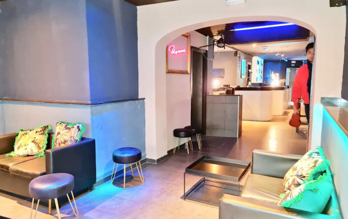 Transfert - Bar Copas Musical -
Barcelona - Galvany