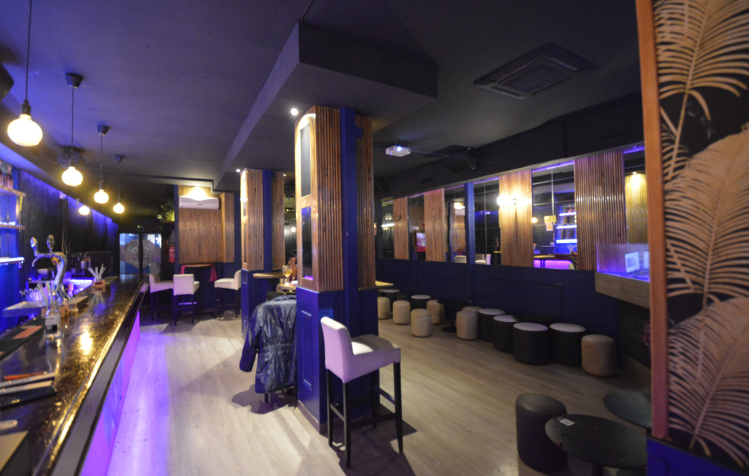 Transfert - Bar Copas Musical -
Barcelona - Eixample Izquierdo