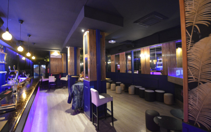 Transfert - Bar Copas Musical -
Barcelona - Eixample Izquierdo