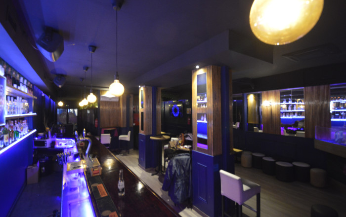 Transfert - Bar Copas Musical -
Barcelona - Eixample Izquierdo