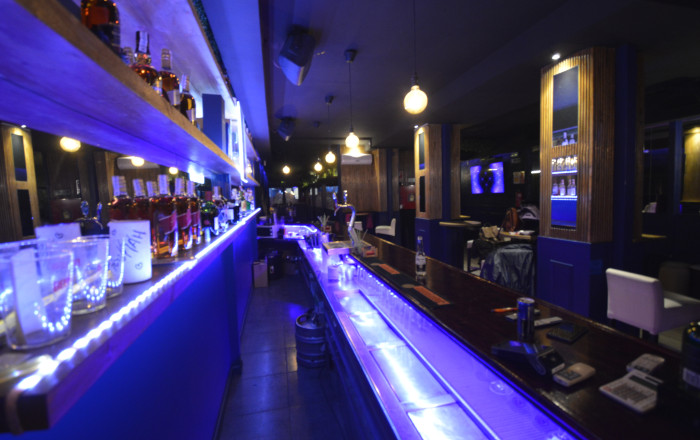 Transfert - Bar Copas Musical -
Barcelona - Eixample Izquierdo