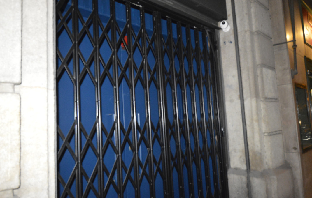 Transfert - Bar Copas Musical -
Barcelona - Eixample Izquierdo