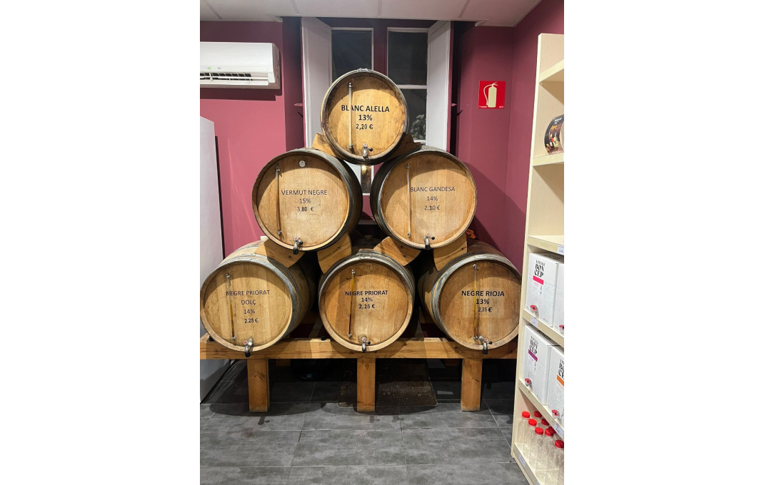 Traspaso - Bodega -
Mataró