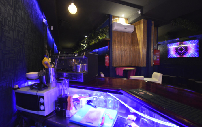 Transfert - Bar Copas Musical -
Barcelona - Eixample Izquierdo