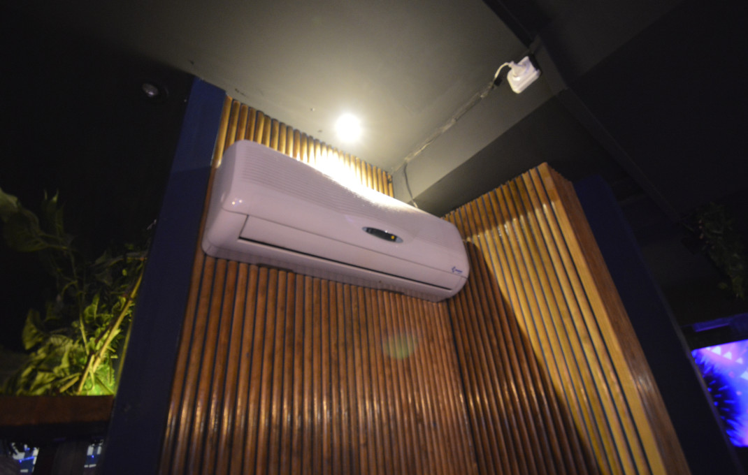 Transfert - Bar Copas Musical -
Barcelona - Eixample Izquierdo