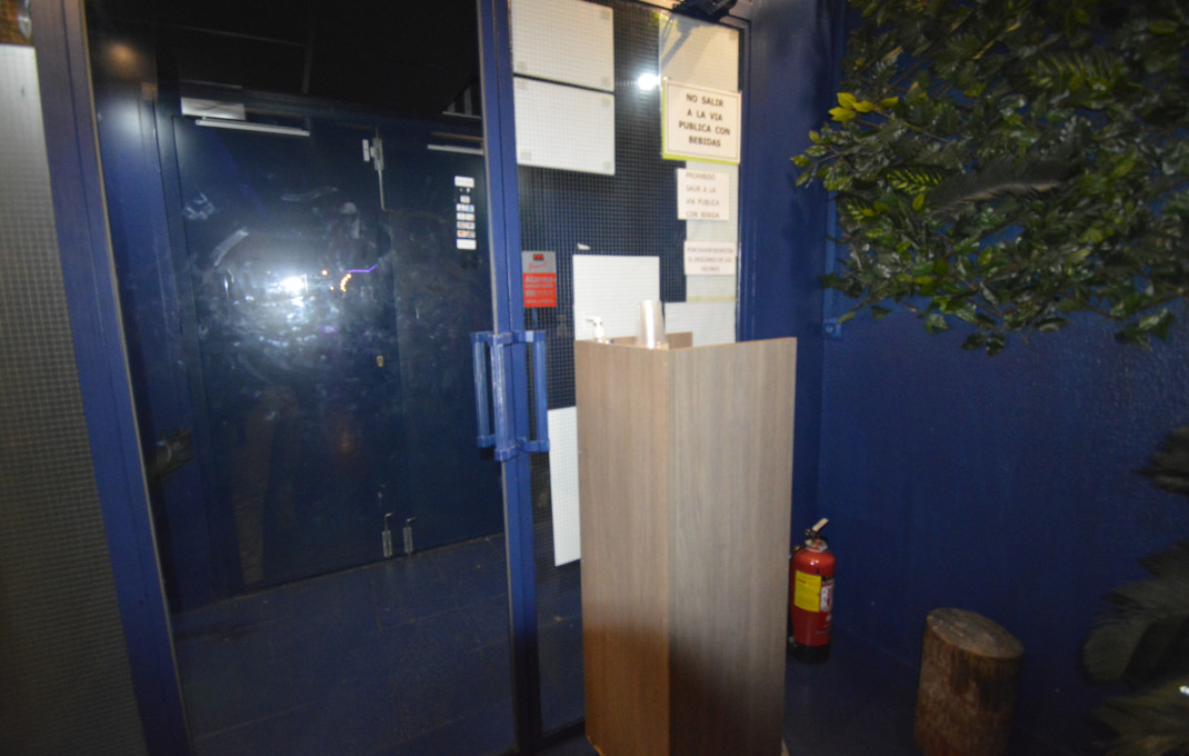 Transfert - Bar Copas Musical -
Barcelona - Eixample Izquierdo