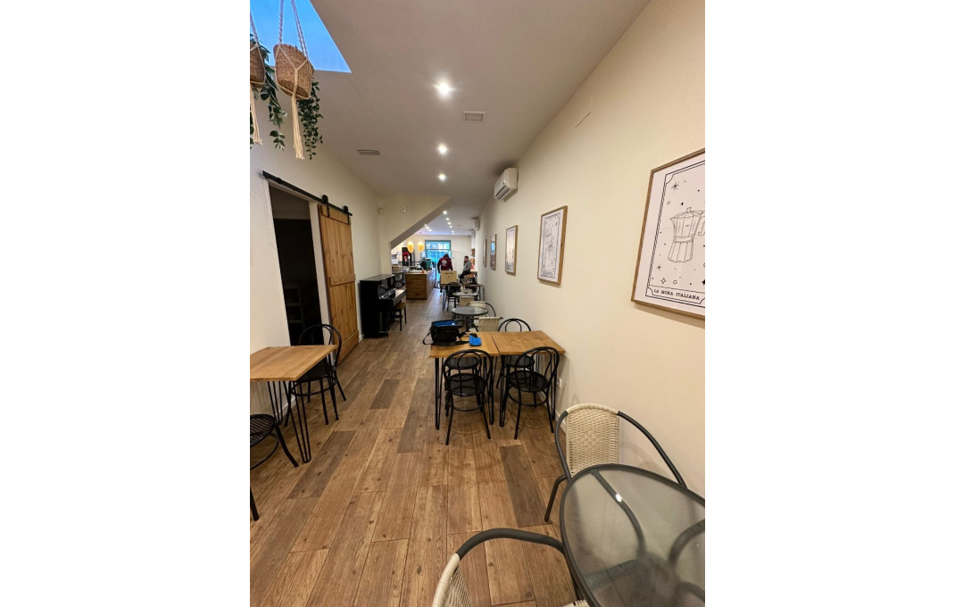 Traspaso - Obradores y/o Panaderias -
Sabadell