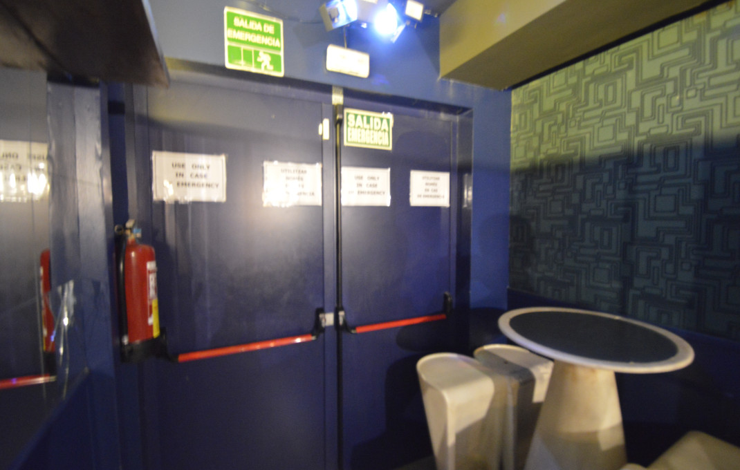 Transfert - Bar Copas Musical -
Barcelona - Eixample Izquierdo